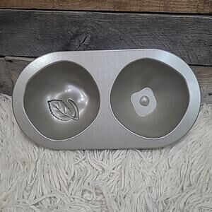 Nordic Ware USA 3D Apple Cake Baking Pan Mold 5 Cup 2 Cavity Aluminum Non-Stick